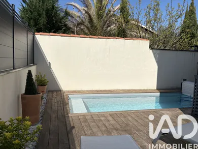 House in Bordeaux (33200)