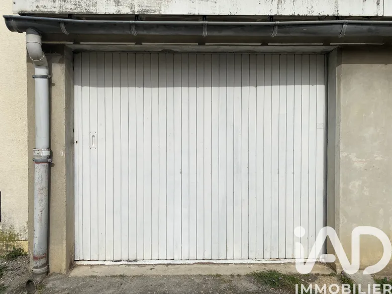 Parking 16 m² · à Romans-sur-Isère · 15,7 m² · 13 000 €