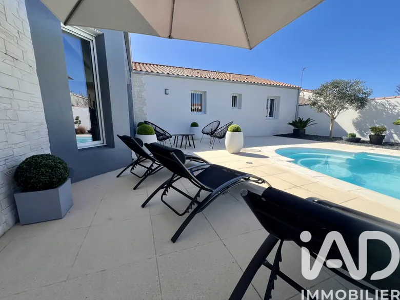 Maison 6 pièces 143 m² · à Les Sables-d'Olonne · 143 m² · 679 000 €