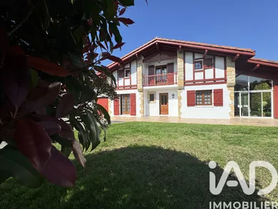 Townhouse in Hasparren (64240)