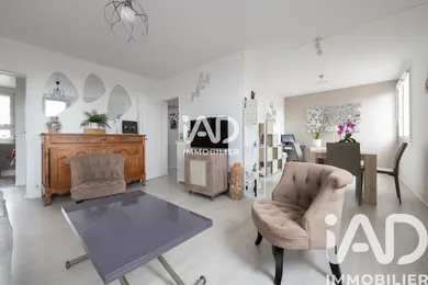 Apartment in Saint-Maur-des-Fossés (94100)