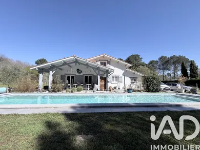 Maison traditionnelle à Belin-Béliet (33830)