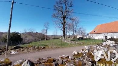 Maison traditionnelle à Picherande (63113)