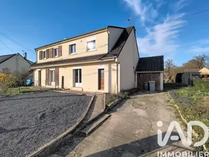Maison à Neuilly-Saint-Front (02470)