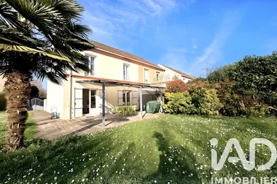 Maison à Bailly-Romainvilliers (77700)