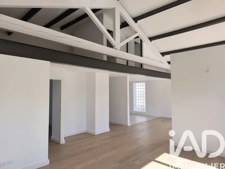 Appartement 4 pièces 105 m² · à Villeneuve-lès-Avignon · 105 m² · 375 000 €