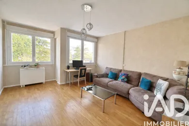Apartment in Caluire-et-Cuire (69300)