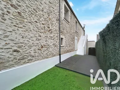 Apartment in Champdeuil (77390)