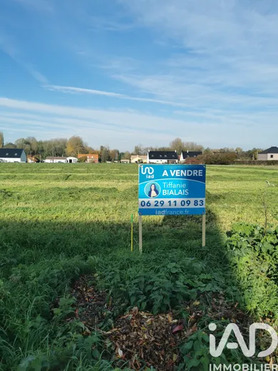 Building plot in Blessy (62120)