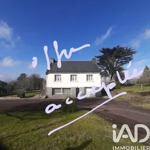 Maison de village à Brennilis (29690)