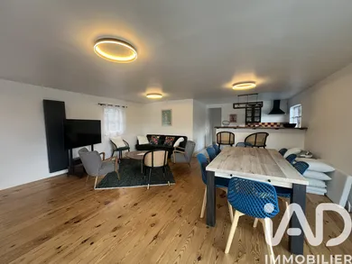 Barge in Le Port-Marly (78560)