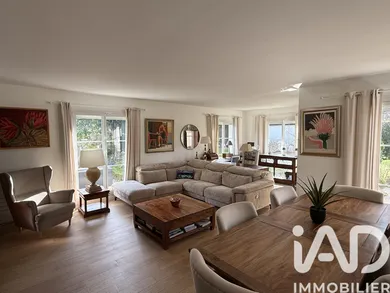 House in Bussy-Saint-Georges (77600)