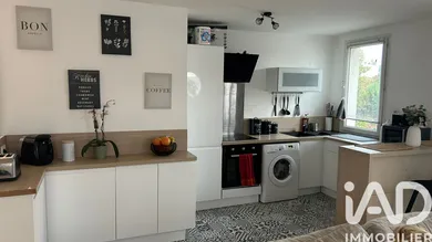 Duplex à Vaires-sur-Marne (77360)