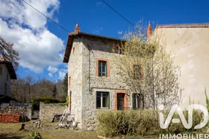 House in Marat (63480)