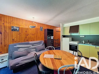 Apartment in Besse-et-Saint-Anastaise (63610)