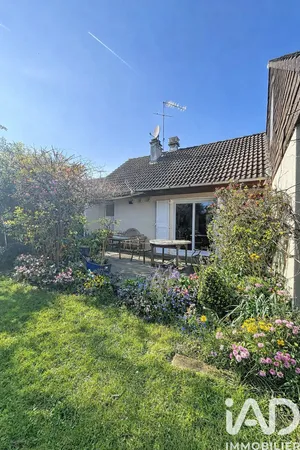 Traditional house in Chailly-en-Bière (77930)