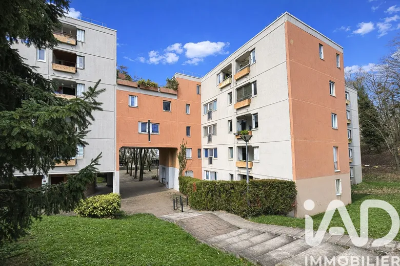 Appartement 4 pièces 83 m² · à Clichy-sous-Bois · 83 m² · 155 000 €
