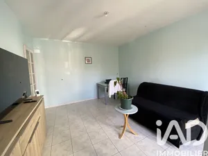 Apartment in Avon (77210)