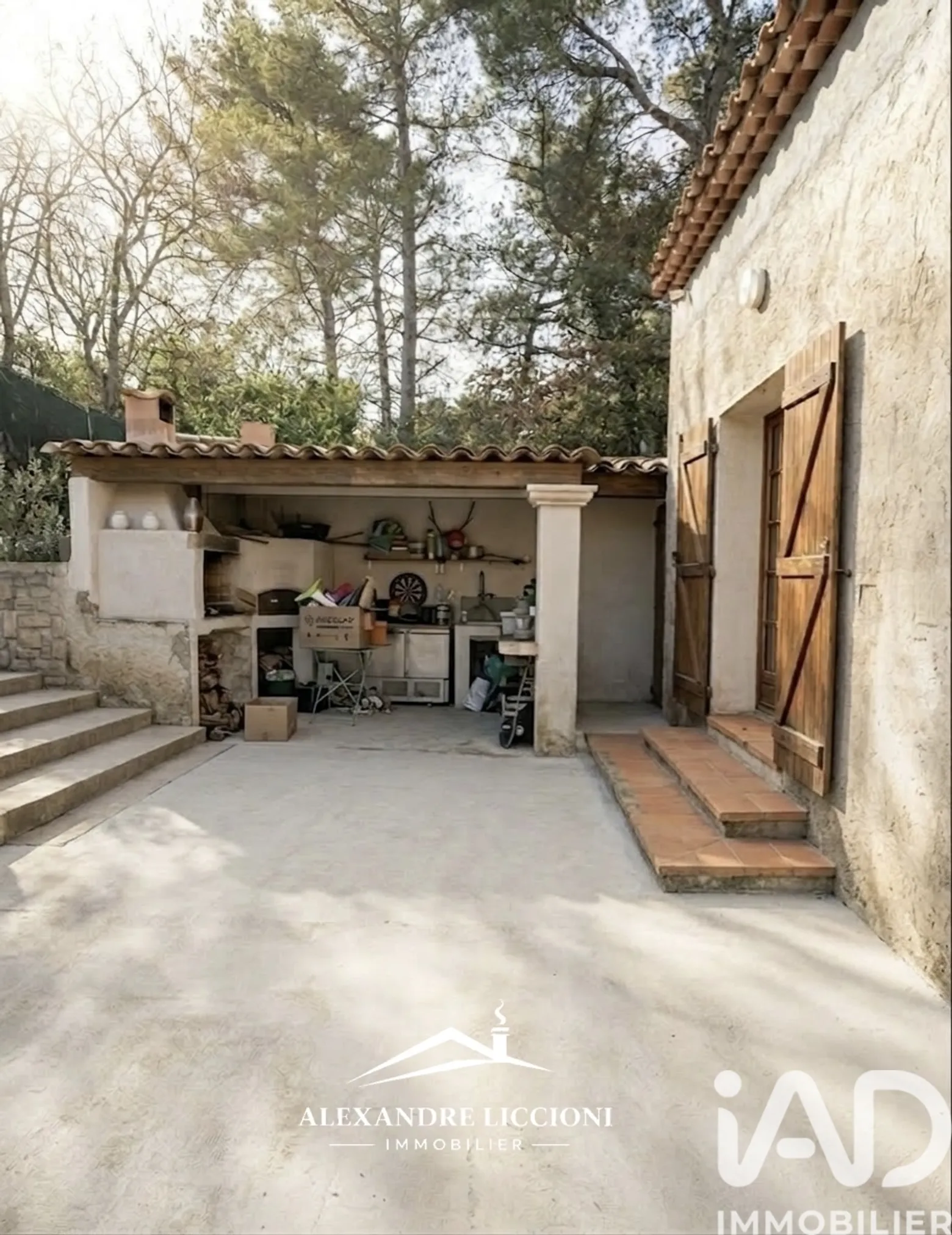 Vente maison à Tourves (83170) : maison 6 pièces 145 m² — 2
