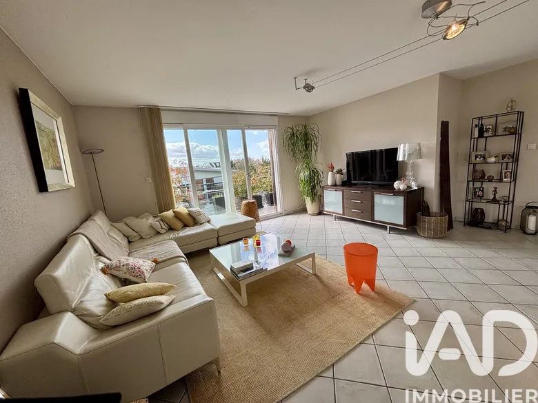 Appartement 5 pièces 111 m² · à Souffelweyersheim · 111 m² · 460 000 €