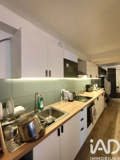 Apartment in Paris (75003)