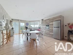 Maison traditionnelle à Belleville-sur-Meuse (55430)