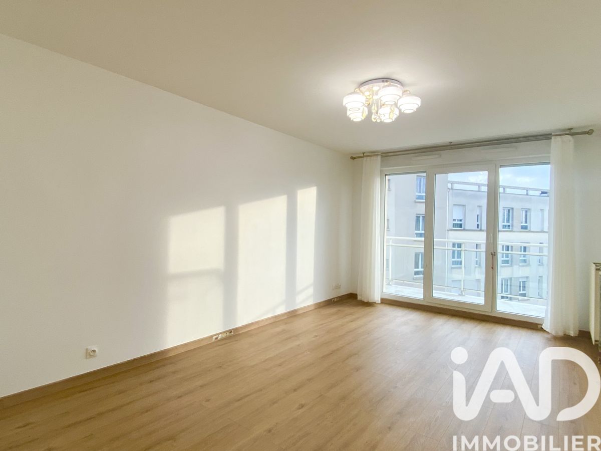 Appartement 3 pièces de 62 m² à Aubervilliers (93300)