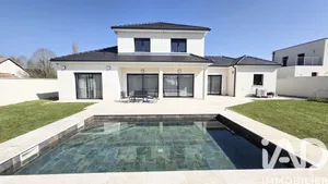 House in Saint-Doulchard (18230)