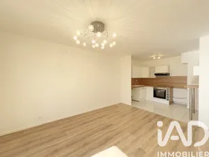 Appartement à Dammarie-lès-Lys (77190)