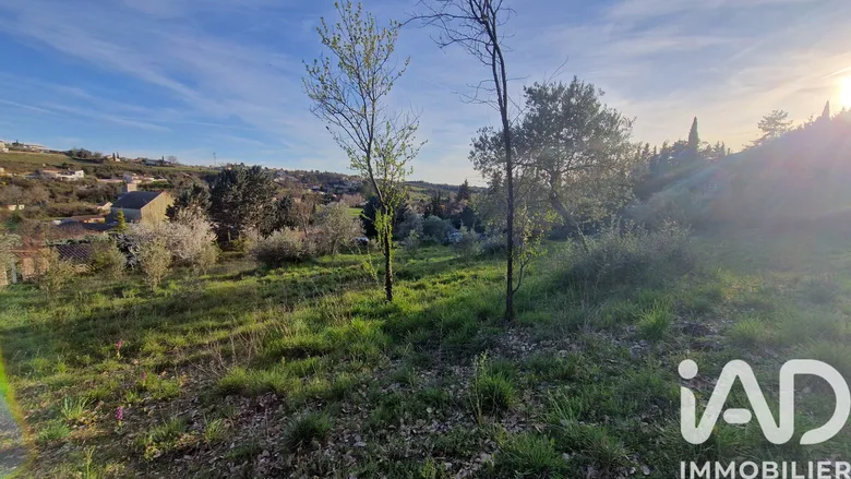 Terrain à Valensole (04210) · 79 000 €