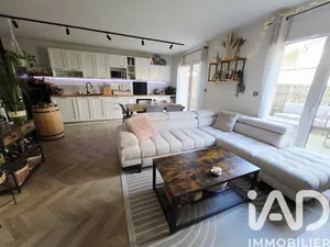 Apartment in Talence (33400)