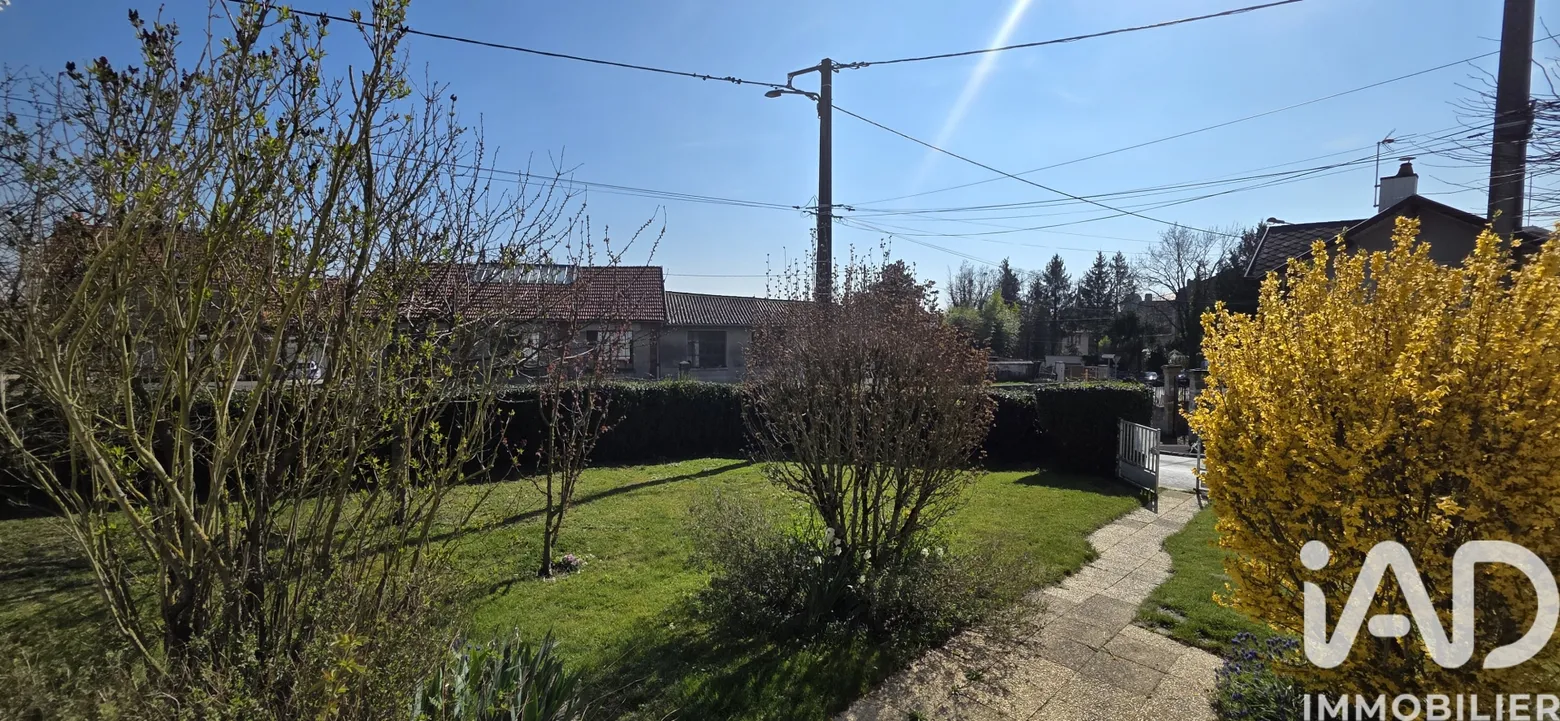 Vente maison à Vouziers (08400) : maison 4 pièces 77 m² — 3