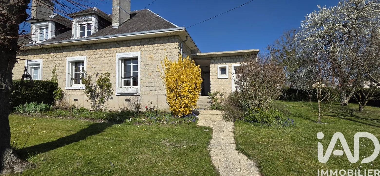 Vente maison à Vouziers (08400) : maison 4 pièces 77 m² — 2