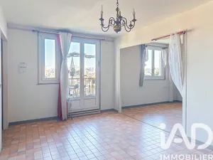 Apartment in Montreuil (93100)