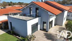 Architectural house in Mimizan (40200)