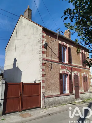 Maison de village à Souppes-sur-Loing (77460)