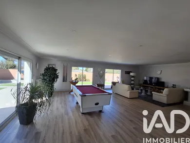 Traditional house in Yves (17340)