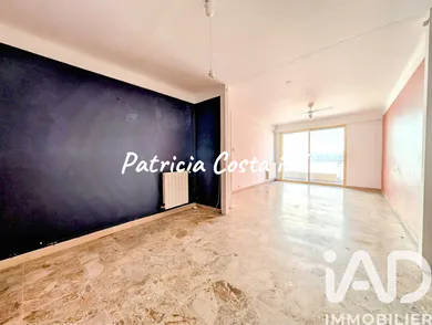 Apartment in Saint-Raphaël (83700)