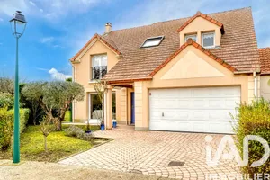 Maison traditionnelle à Andrésy (78570)