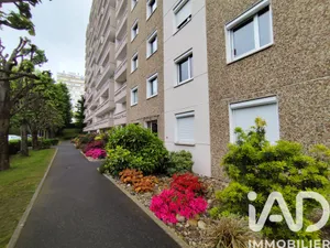 Apartment in Saint-Étienne (42100)
