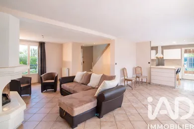 House in Orgeval (78630)