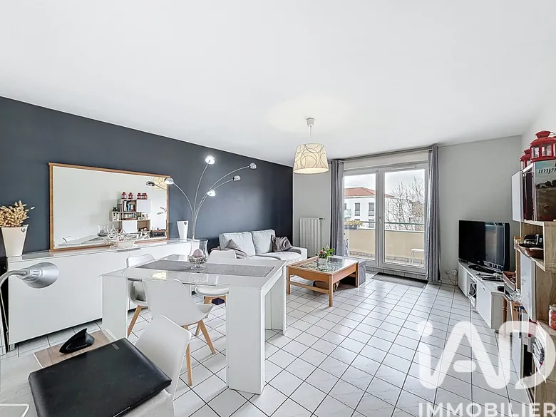 Appartement 5 pièces 108 m² · à Meyzieu · 108,3 m² · 295 000 €