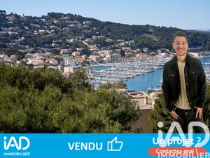 Apartment in Saint-Mandrier-sur-Mer (83430)