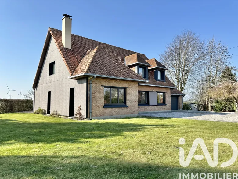 Maison 8 pièces 207 m² · à Saint-Hilaire-Cottes · 207 m² · 434 000 €