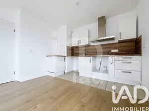 Apartment in Vert-Saint-Denis (77240)