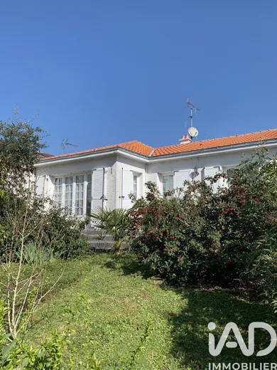 Maison de ville à Les Lucs-sur-Boulogne (85170)