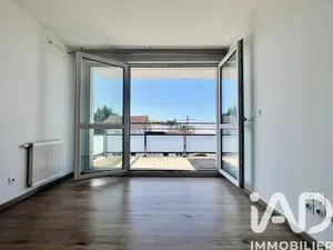 Apartment in La Rochelle (17000)