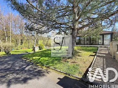 House in Cosnac (19360)