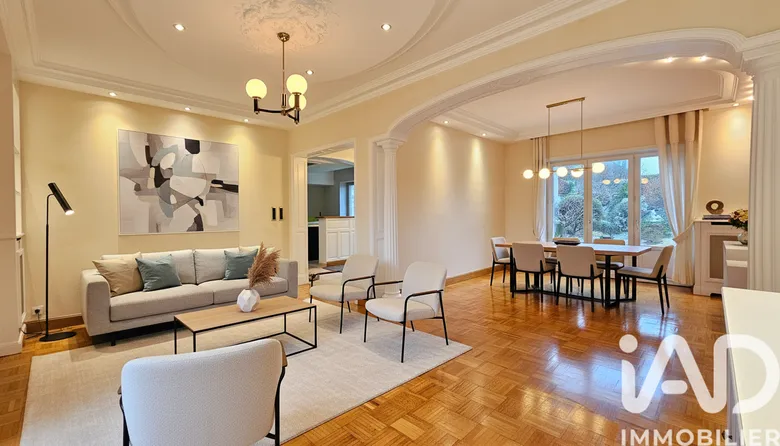 Maison 9 pièces 195 m² · à Hédé-Bazouges · 195 m² · 511 600 €