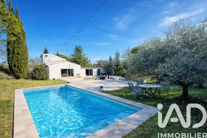 Maison traditionnelle à Malaucène (84340)